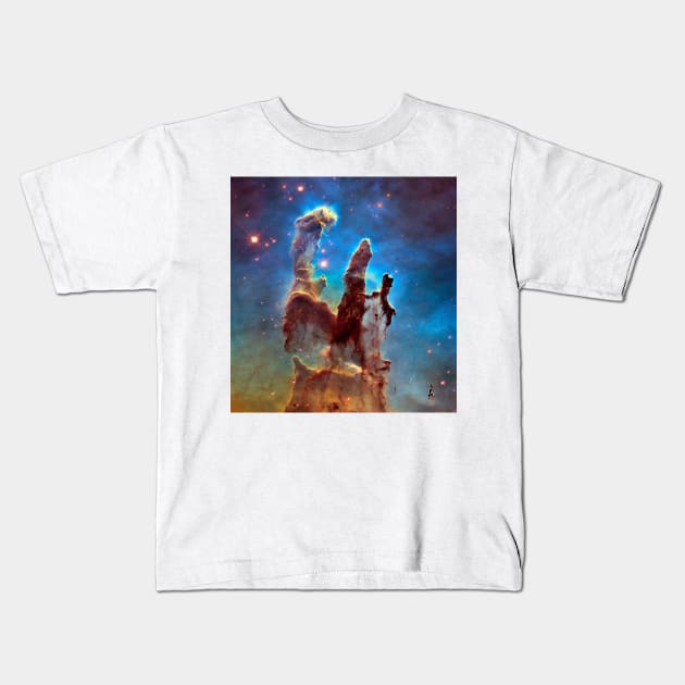 Pillars of Creation in Eagle Nebula, 2014 HST image (C032/1713) Kids T-Shirt by SciencePhoto